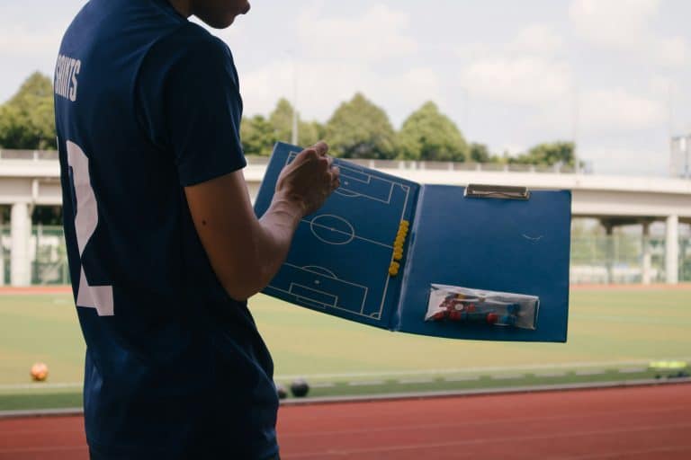 Retraite de Shaun Docking, Pilier du Soccer à Coastal Carolina
