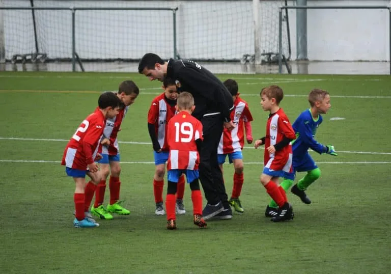 Izzie Vaccari Nommer Entraîneuse Adjointe Soccer